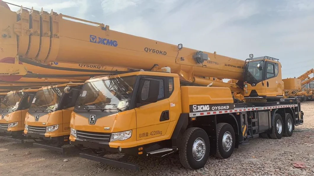 Zoomlion 25 30 35 50 T 80 100 110 130 220 300 400 Ton Mobile Telescopic Boom Truck Crane Qy25K5d Ztc350h Qy50kd Ztc550h Stc500 Stc550t Stc800e Qy70kh Stc1000